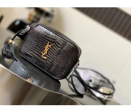 세인트로랑 YSL 모노그램 마틀라세 루 카메라 백