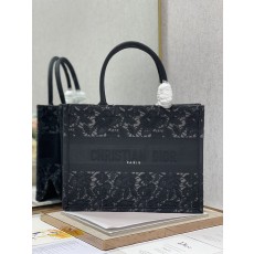 디올 DIOR book tote 북 토트 백