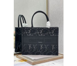 디올 DIOR book tote 북 토트 백