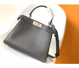 펜디 FENDI Iconic Peekaboo ISeeU 아이코닉 피카부 아이씨유 토트 백