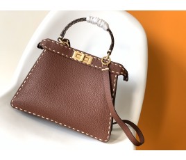 펜디 FENDI Iconic Peekaboo ISeeU 아이코닉 피카부 아이씨유 토트 백