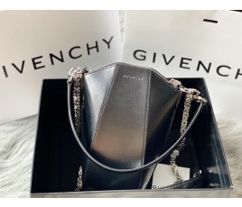 지방시 GIVENCHY Antigona Lock 체인 백