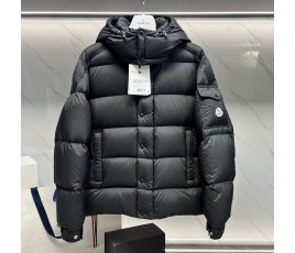 [MONCLER-몽클레어] 몽클레어 베제르 다운 패딩