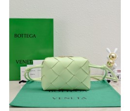 [BOTTEGA VENETA-보테가]  베네타보테가베네타 미니 루프 카메라백